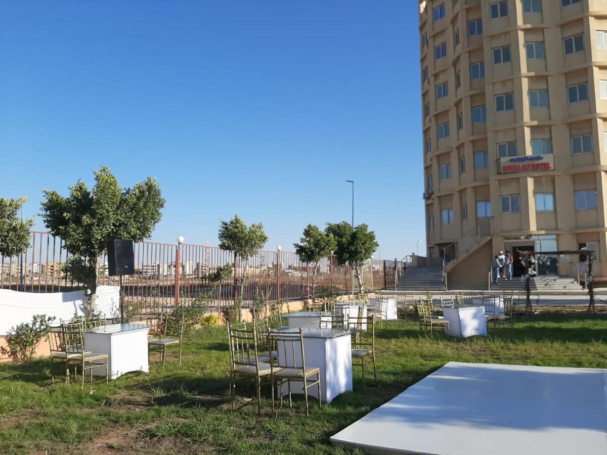 Royal Nj Hotel Borg El Arab Exteriör bild