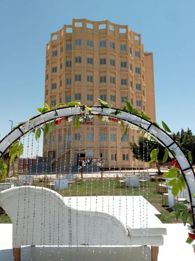 Royal Nj Hotel Borg El Arab Exteriör bild